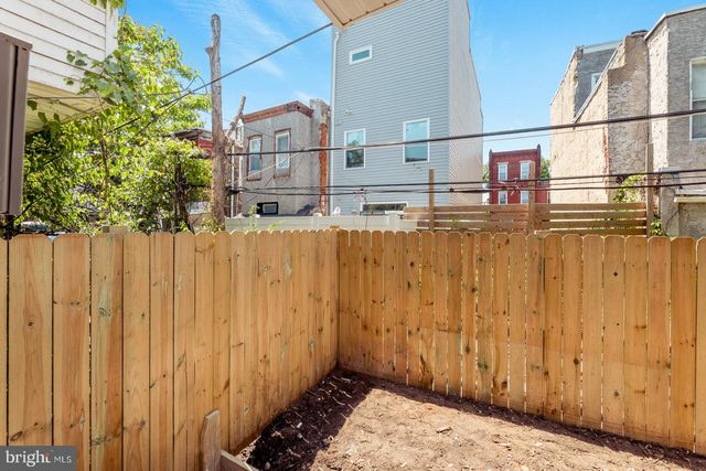 1736 N LECOUNT ST, Philadelphia, PA 19121