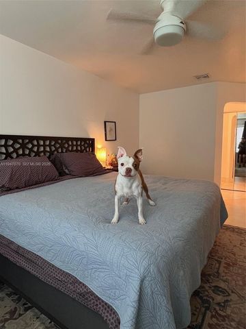 747 SW 6th St, Hallandale Beach, FL 33009