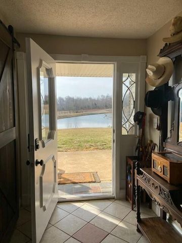 979 Walnut Grove School Road, Waynesburg, KY 40489