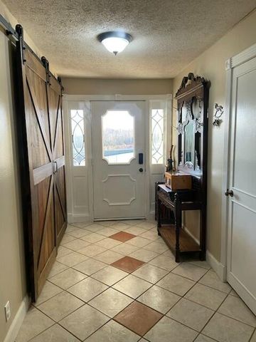 979 Walnut Grove School Road, Waynesburg, KY 40489