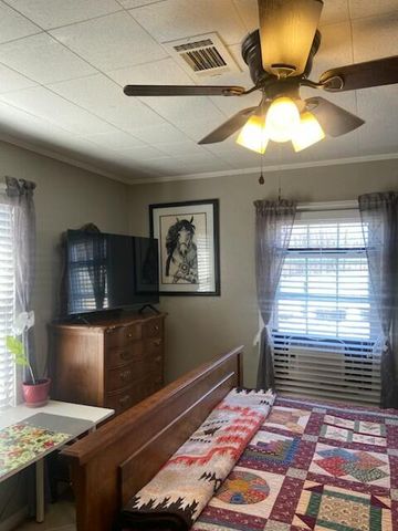 979 Walnut Grove School Road, Waynesburg, KY 40489