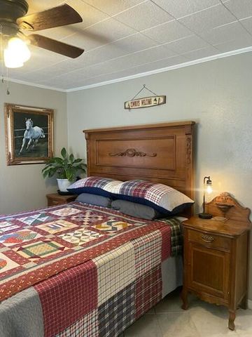 979 Walnut Grove School Road, Waynesburg, KY 40489