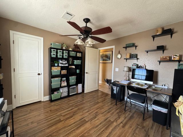 979 Walnut Grove School Road, Waynesburg, KY 40489