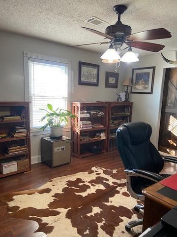 979 Walnut Grove School Road, Waynesburg, KY 40489