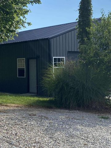 979 Walnut Grove School Road, Waynesburg, KY 40489