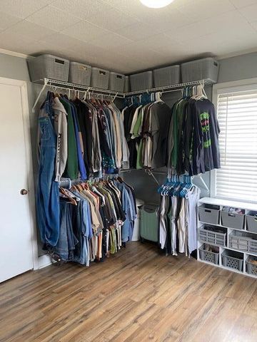 979 Walnut Grove School Road, Waynesburg, KY 40489