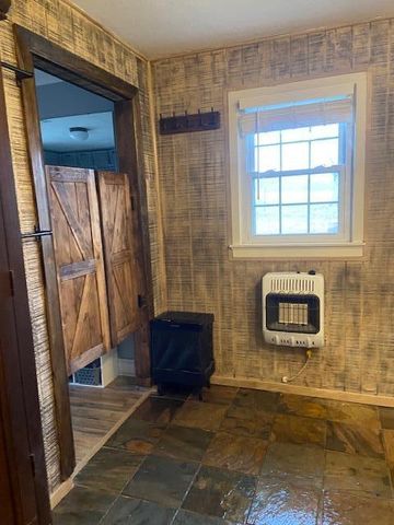 979 Walnut Grove School Road, Waynesburg, KY 40489