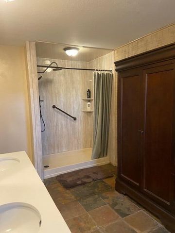 979 Walnut Grove School Road, Waynesburg, KY 40489