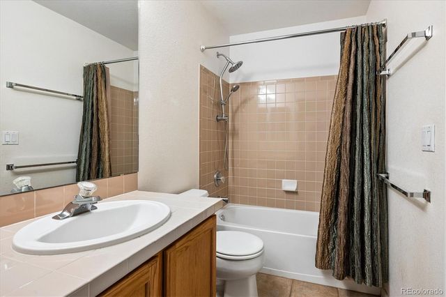 21147 Hawthorne Lane, Parker, CO 80138