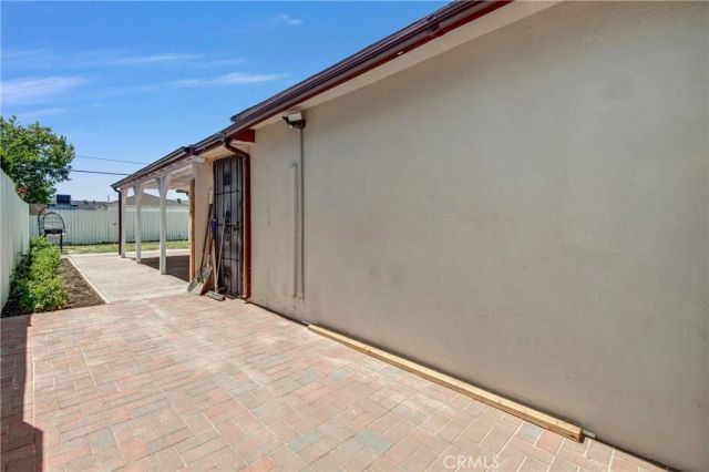 8139 Jellico Avenue, Northridge, CA 91325