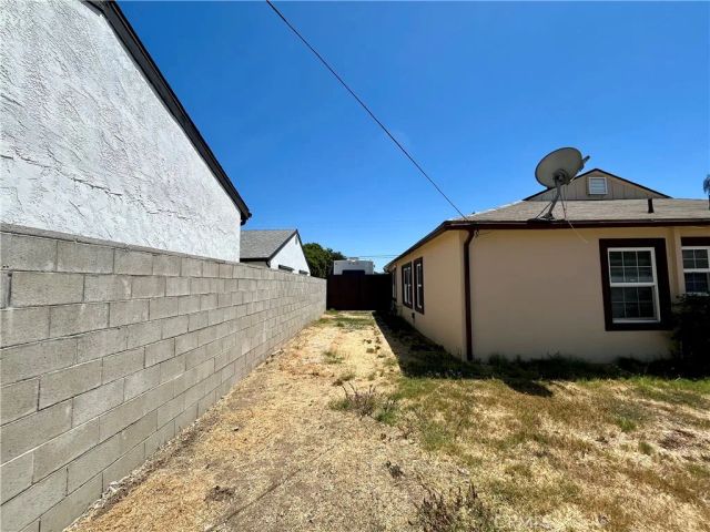 8139 Jellico Avenue, Northridge, CA 91325