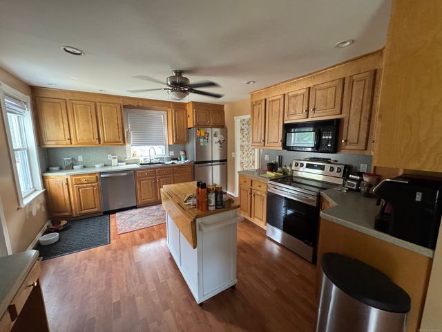 29 Summer Street, Manchester, CT 06040