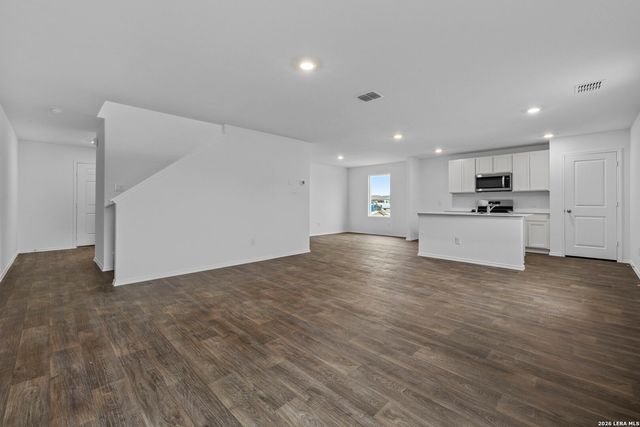 12540 Spoor Vly, Converse, TX 78109