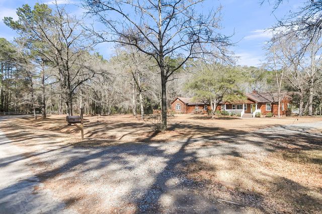6911 Buckhorn Road, Ravenel, SC 29470