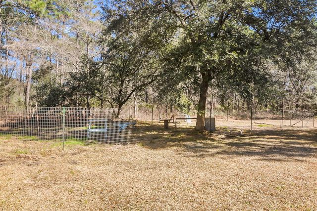 6911 Buckhorn Road, Ravenel, SC 29470