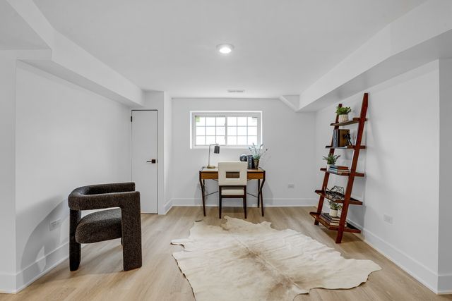 4915 N Kostner Avenue, Chicago, IL 60630