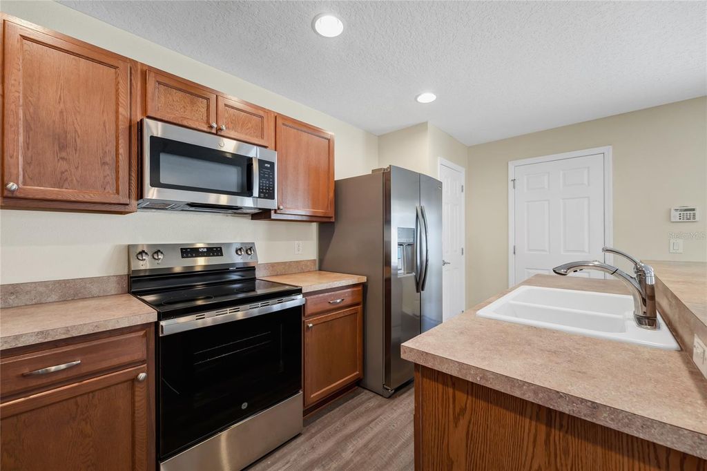 Image 14 of property listing at 13812 CEPHEUS DRIVE, Orlando, FL 32828