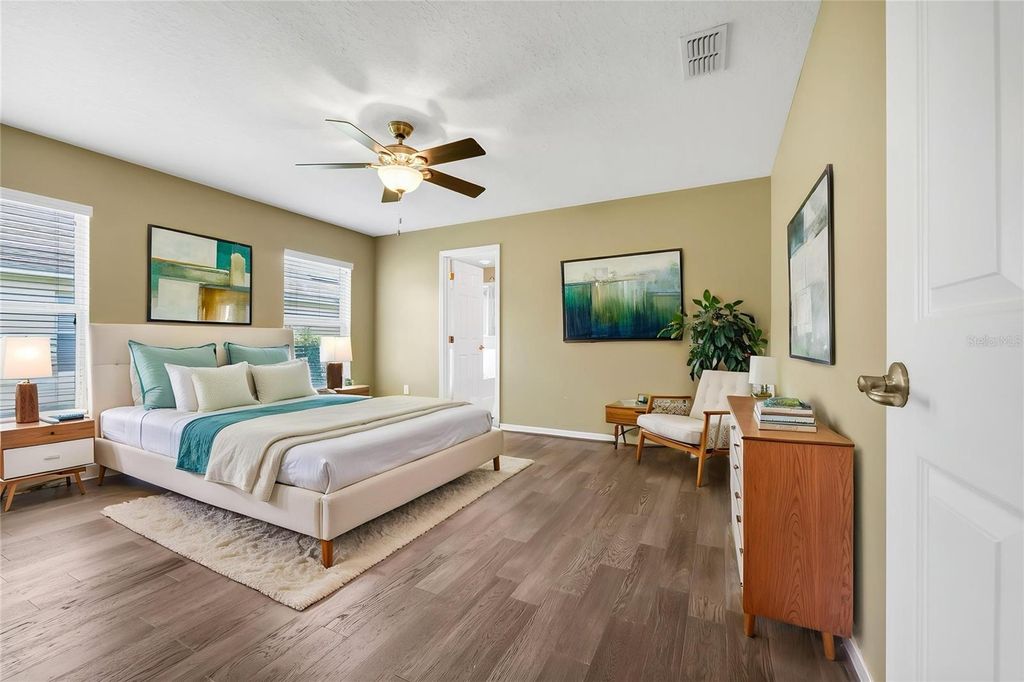 Image 18 of property listing at 13812 CEPHEUS DRIVE, Orlando, FL 32828