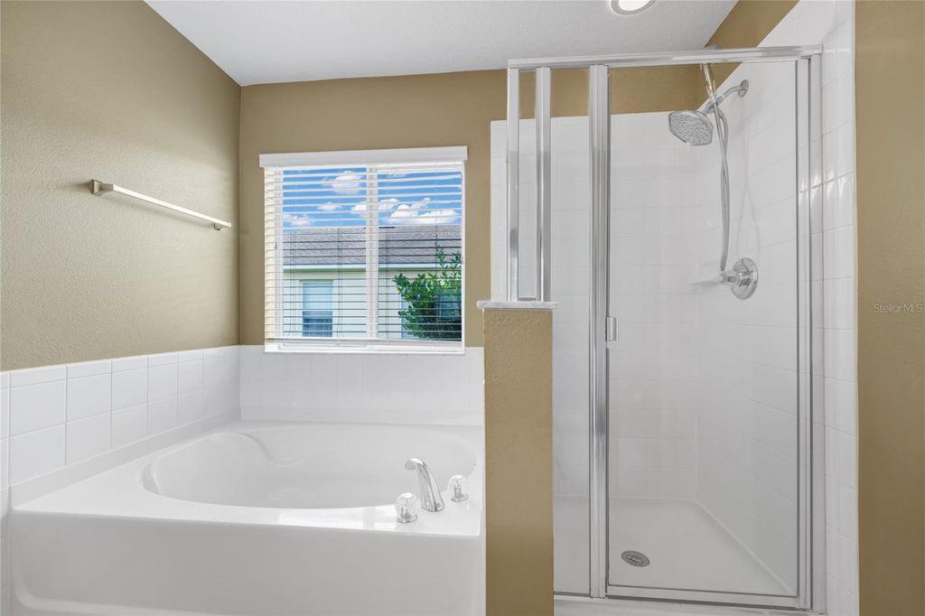 Image 22 of property listing at 13812 CEPHEUS DRIVE, Orlando, FL 32828
