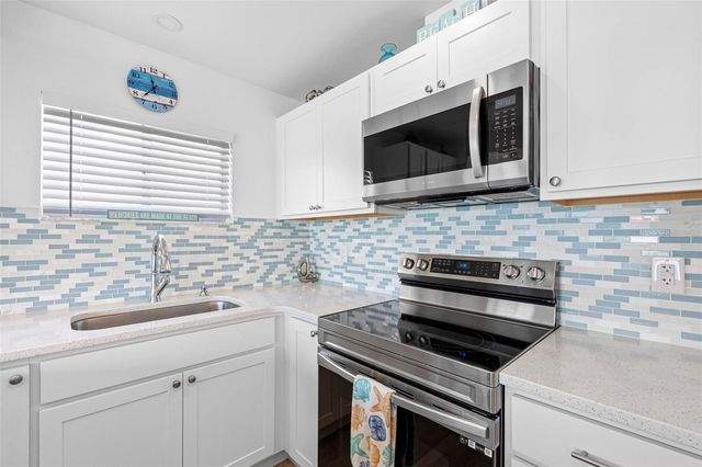 1401 GULF BOULEVARD 212, Clearwater Beach, FL 33767