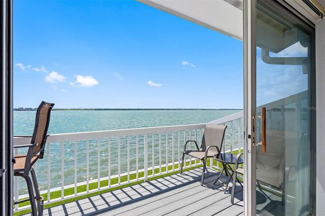 1401 GULF BOULEVARD 212, Clearwater Beach, FL 33767