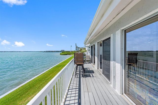 1401 GULF BOULEVARD 212, Clearwater Beach, FL 33767
