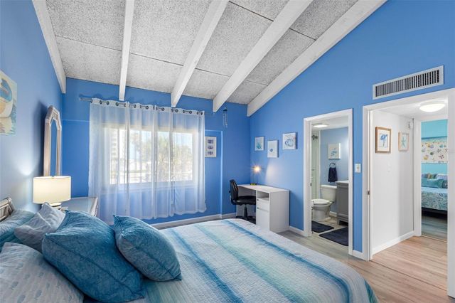 1401 GULF BOULEVARD 212, Clearwater Beach, FL 33767