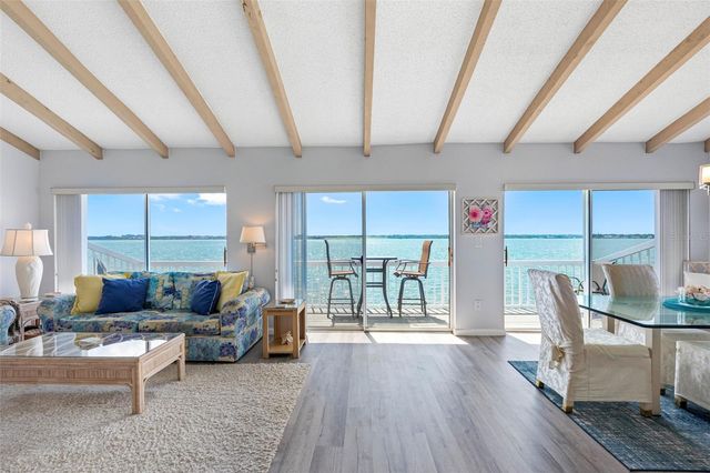 1401 GULF BOULEVARD 212, Clearwater Beach, FL 33767