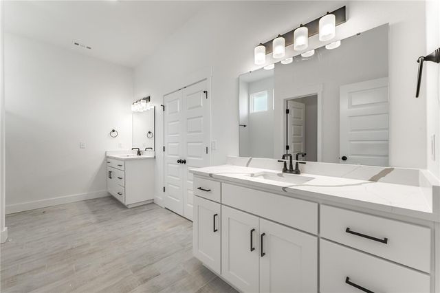 2530 Quince Court, Centerton, AR 72712