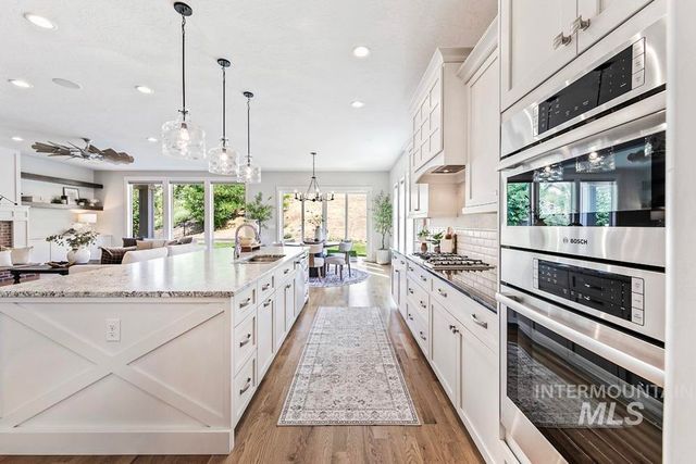 6004 E Hootowl Dr, Boise, ID 83716