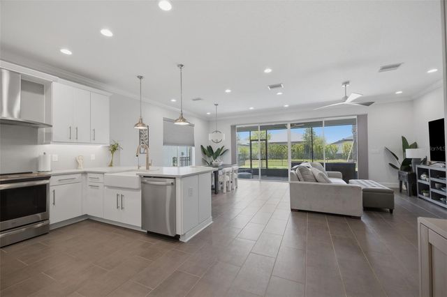 3101 MALTA AVENUE, Wesley Chapel, FL 33543