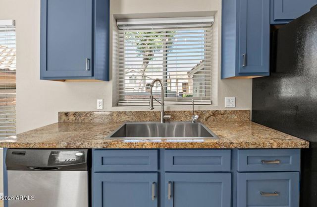 10059 E SHEENA Drive, Scottsdale, AZ 85260