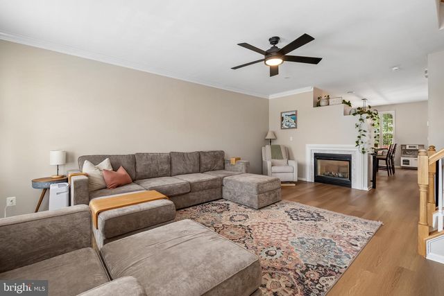 13368 COLCHESTER FERRY PL, Woodbridge, VA 22191
