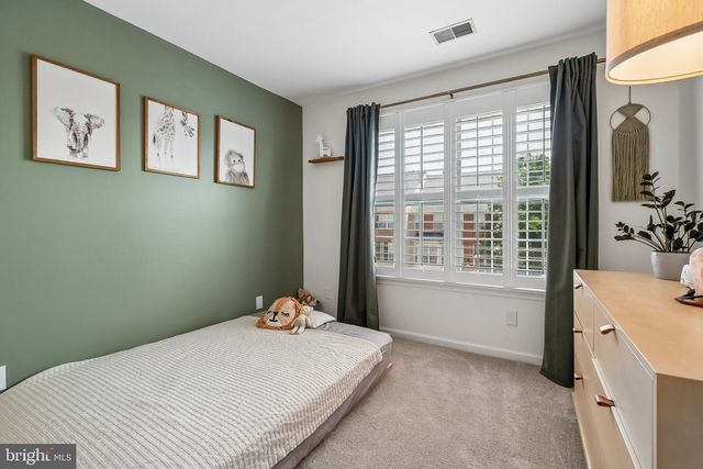 13368 COLCHESTER FERRY PL, Woodbridge, VA 22191