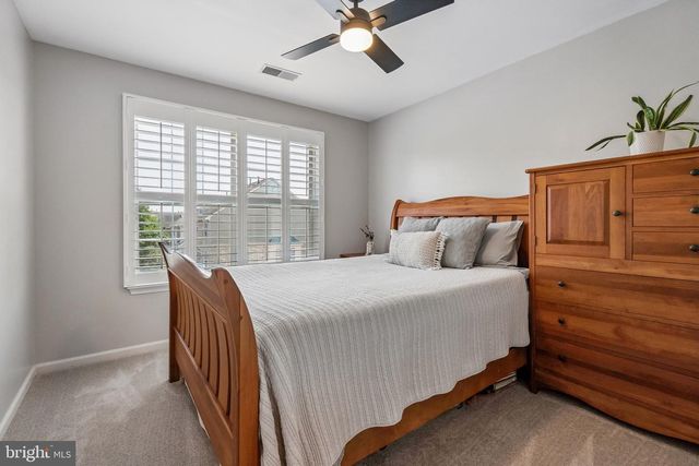 13368 COLCHESTER FERRY PL, Woodbridge, VA 22191