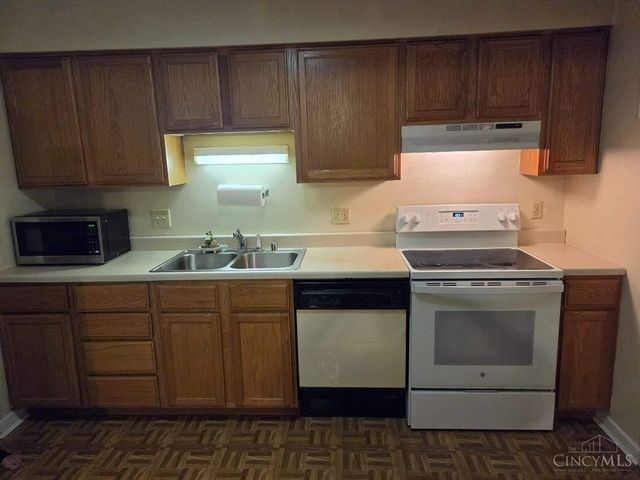 6090 Werk Road, Cincinnati, OH 45248