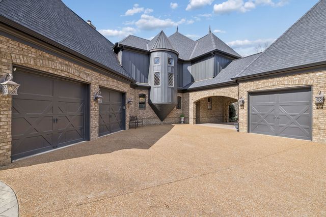 7105 Marsh Hawk Ct, Arrington, TN 37014