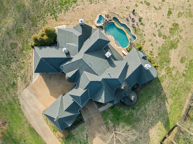 7105 Marsh Hawk Ct, Arrington, TN 37014