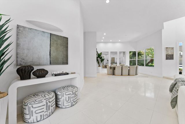 7876 Mandarin Drive, Boca Raton, FL 33433