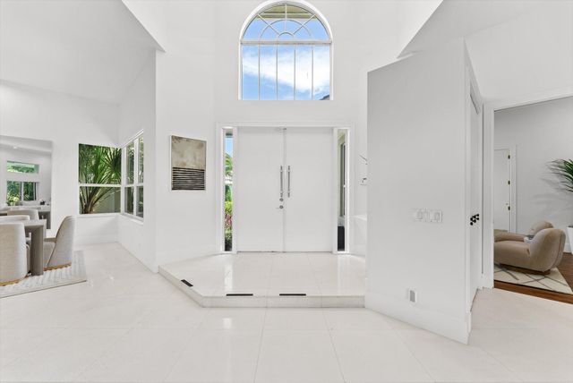 7876 Mandarin Drive, Boca Raton, FL 33433