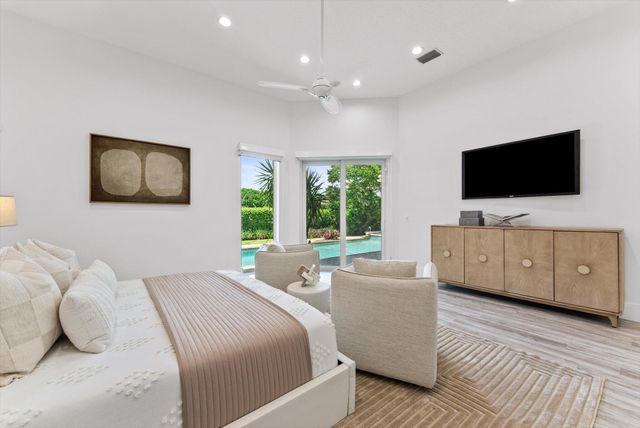 7876 Mandarin Drive, Boca Raton, FL 33433