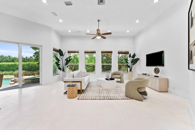 7876 Mandarin Drive, Boca Raton, FL 33433