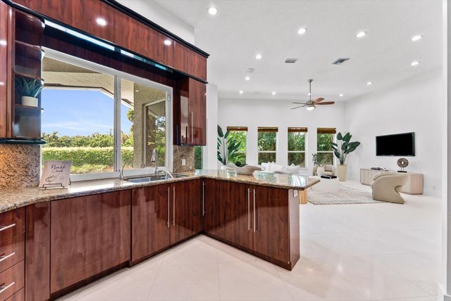 7876 Mandarin Drive, Boca Raton, FL 33433