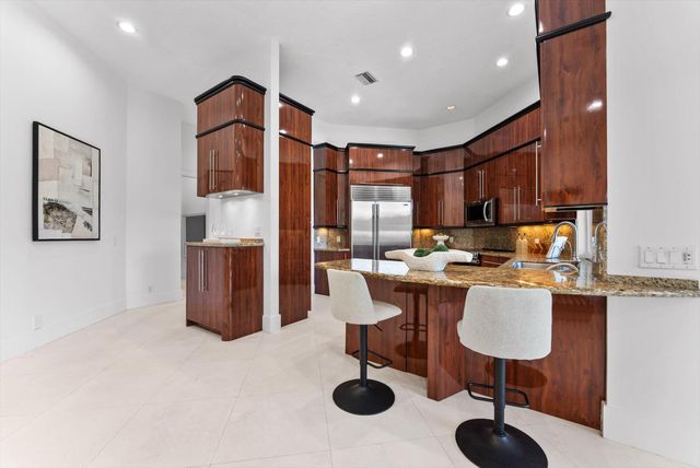 7876 Mandarin Drive, Boca Raton, FL 33433