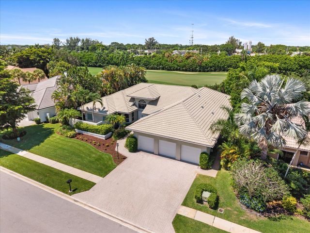 7876 Mandarin Drive, Boca Raton, FL 33433
