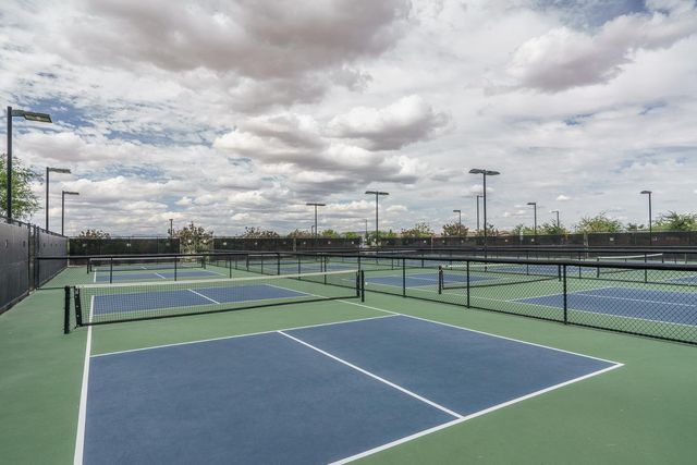 24870 N 171st Lane, Surprise, AZ 85387