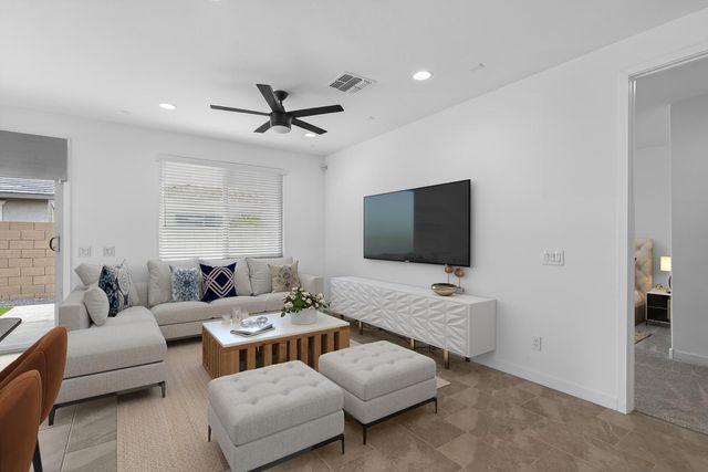 24870 N 171st Lane, Surprise, AZ 85387