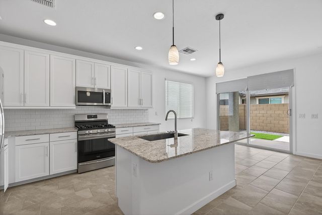 24870 N 171st Lane, Surprise, AZ 85387