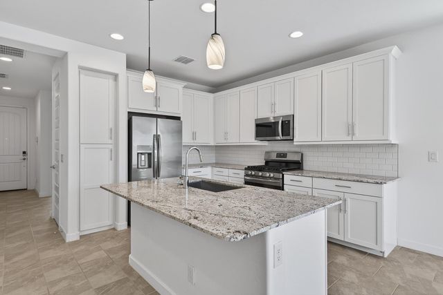 24870 N 171st Lane, Surprise, AZ 85387