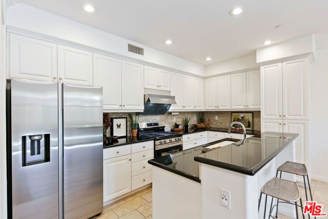 1572 Silver Shadow Drive, Newbury Park (thousand Oaks), CA 91320